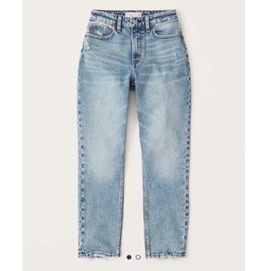 Abercrombie and Fitch curve love Mom Jeans